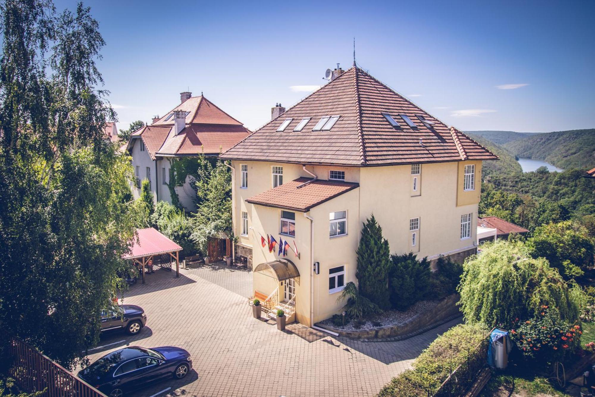 Hotel Katerina Znojmo Luaran gambar
